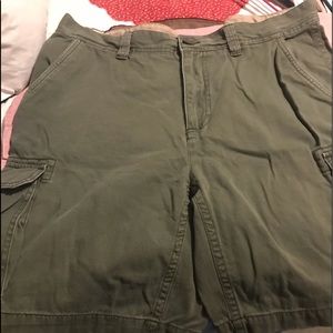 St. John bay green cargo shorts